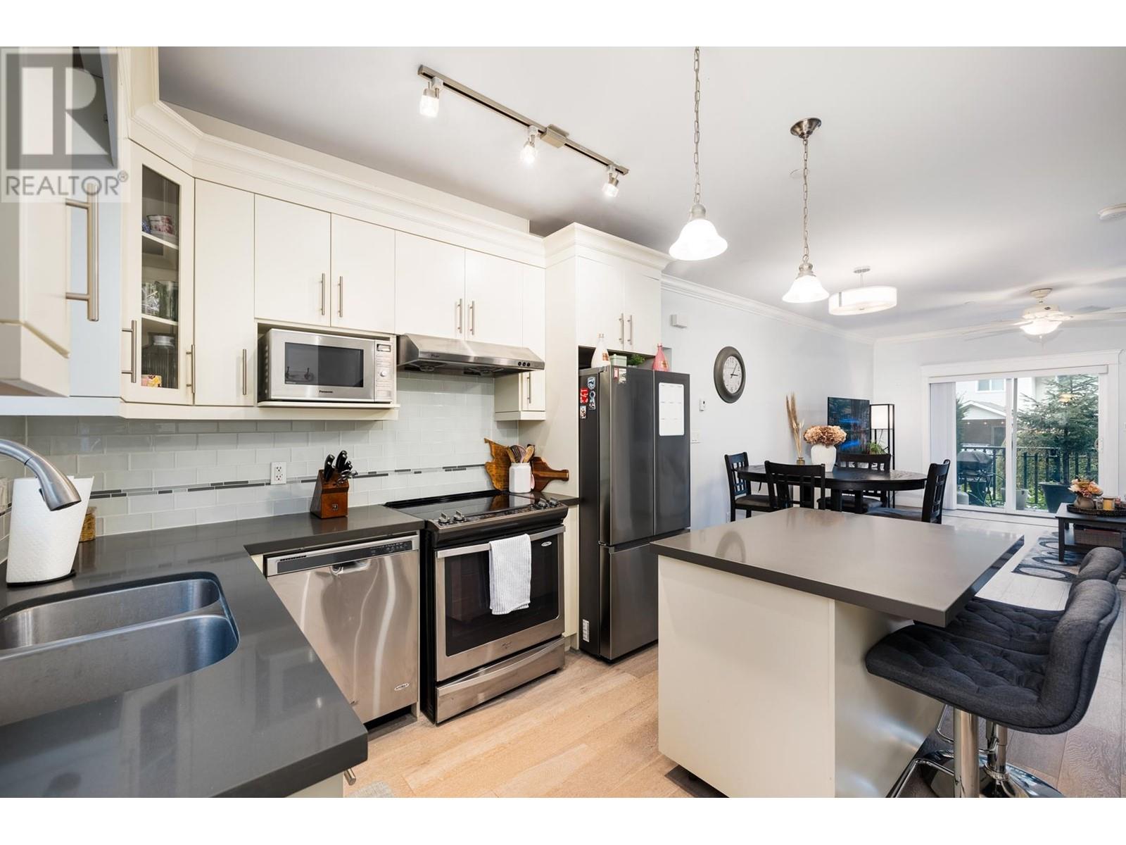 105 3488 Sefton Street, Port Coquitlam, British Columbia  V3B 3R2 - Photo 5 - R2969103