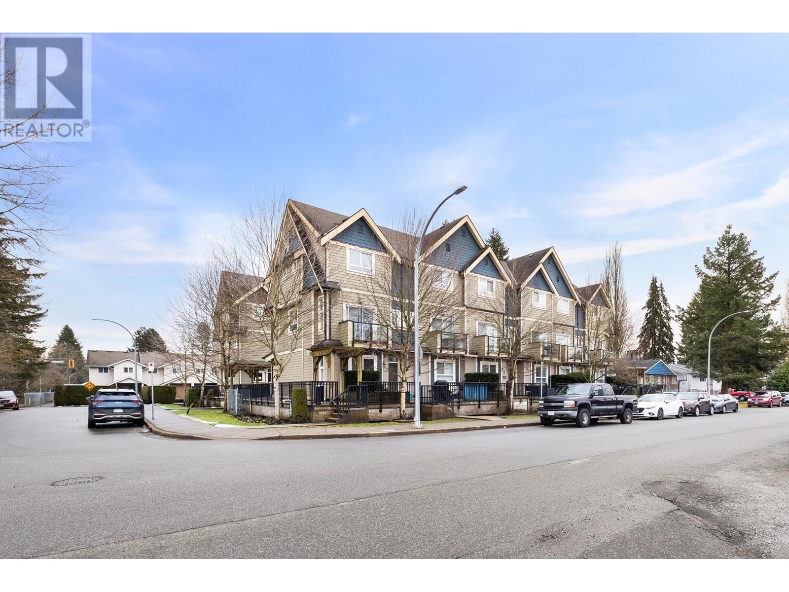 105 3488 SEFTON STREET, port coquitlam, British Columbia