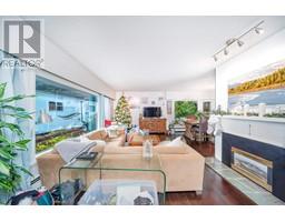 77 DESSWOOD PLACE, West Vancouver, British Columbia