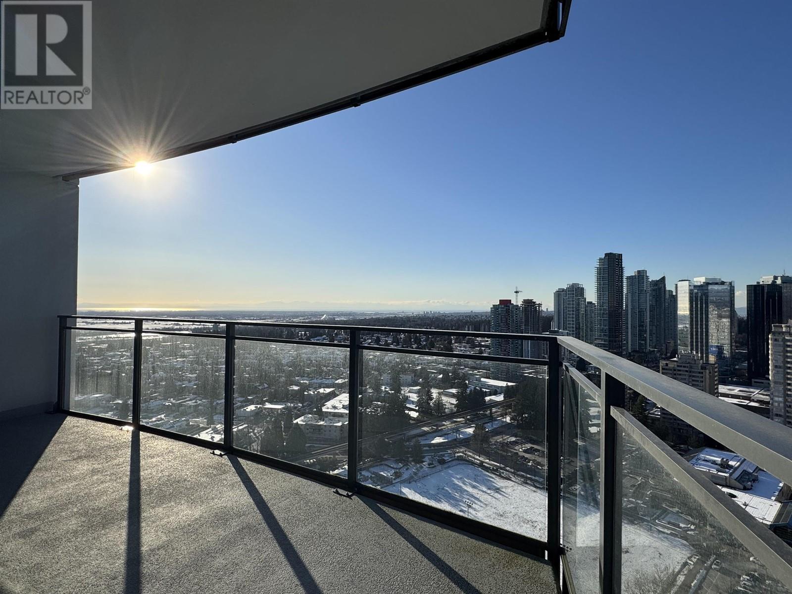 Listing Picture 10 of 20 : 3503 4900 LENNOX LANE, Burnaby / 本拿比 - 魯藝地產 Yvonne Lu Group - MLS Medallion Club Member