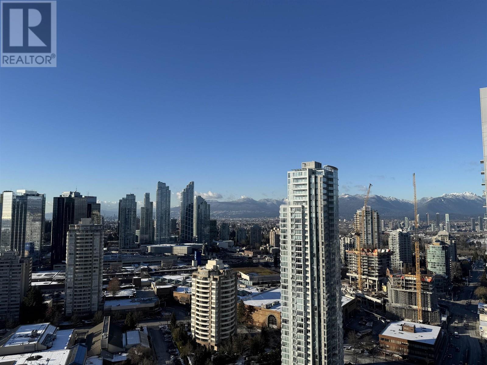 Listing Picture 12 of 20 : 3503 4900 LENNOX LANE, Burnaby / 本拿比 - 魯藝地產 Yvonne Lu Group - MLS Medallion Club Member