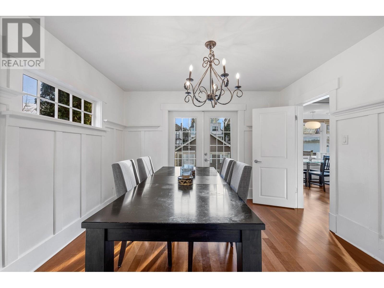 Listing Picture 9 of 22 : 3276 W 21ST AVENUE, Vancouver / 溫哥華 - 魯藝地產 Yvonne Lu Group - MLS Medallion Club Member