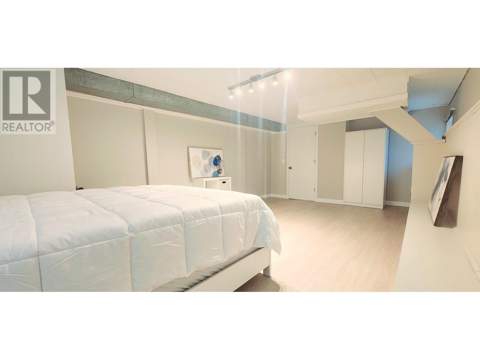 76 W 48th Avenue, Vancouver, British Columbia  V5Y 2Y4 - Photo 13 - R2969524