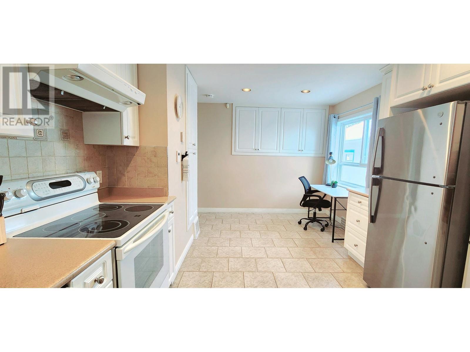 76 W 48th Avenue, Vancouver, British Columbia  V5Y 2Y4 - Photo 5 - R2969524