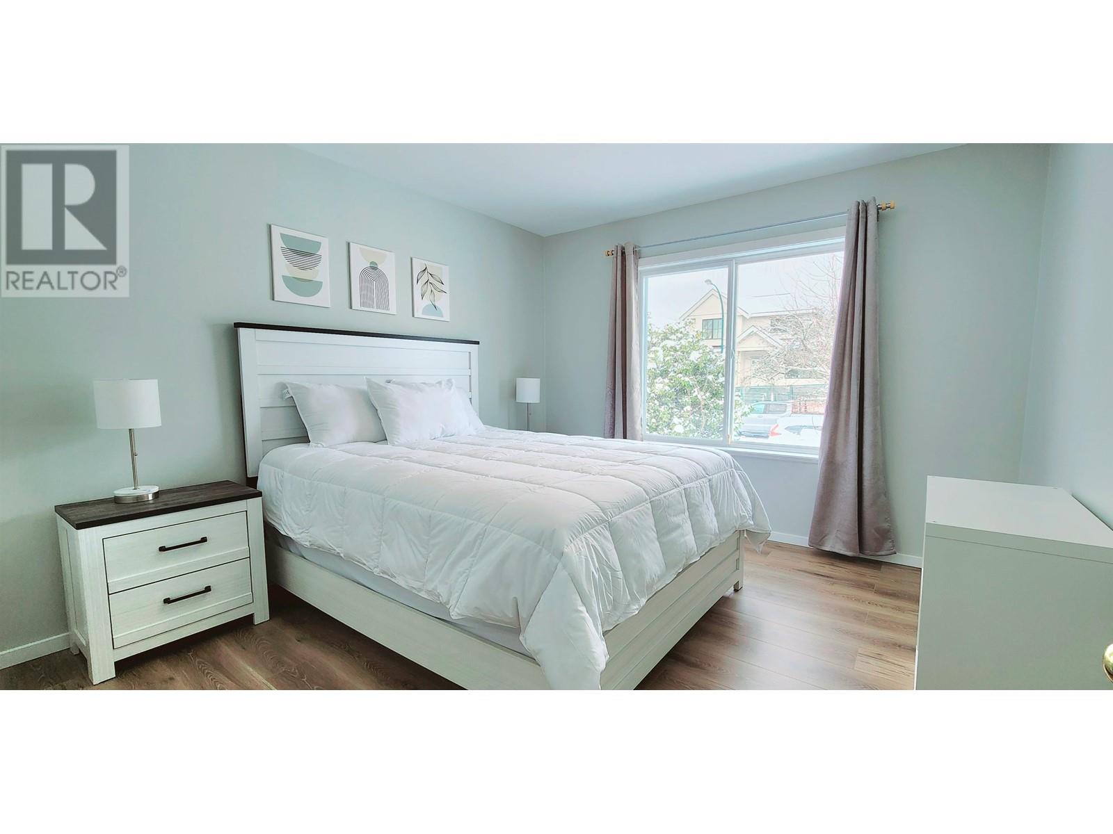 76 W 48th Avenue, Vancouver, British Columbia  V5Y 2Y4 - Photo 8 - R2969524