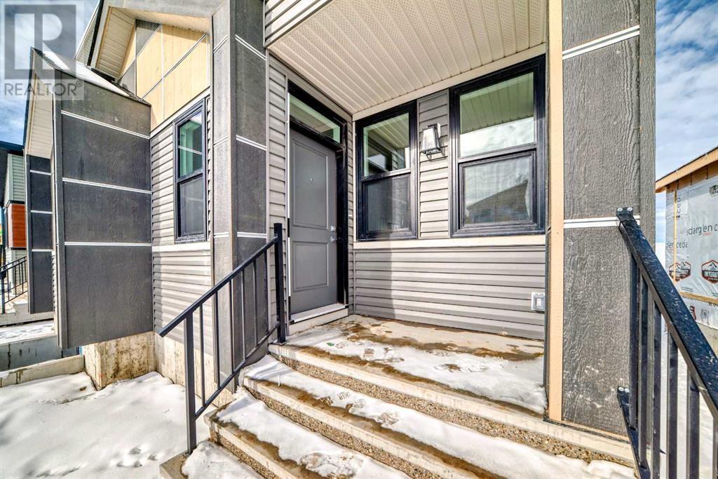Property at 89 HERRON Common NE image 3