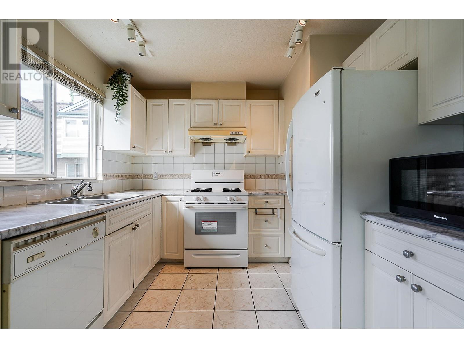 44 22800 Windsor Court, Richmond, British Columbia  V6V 2X6 - Photo 14 - R2922939