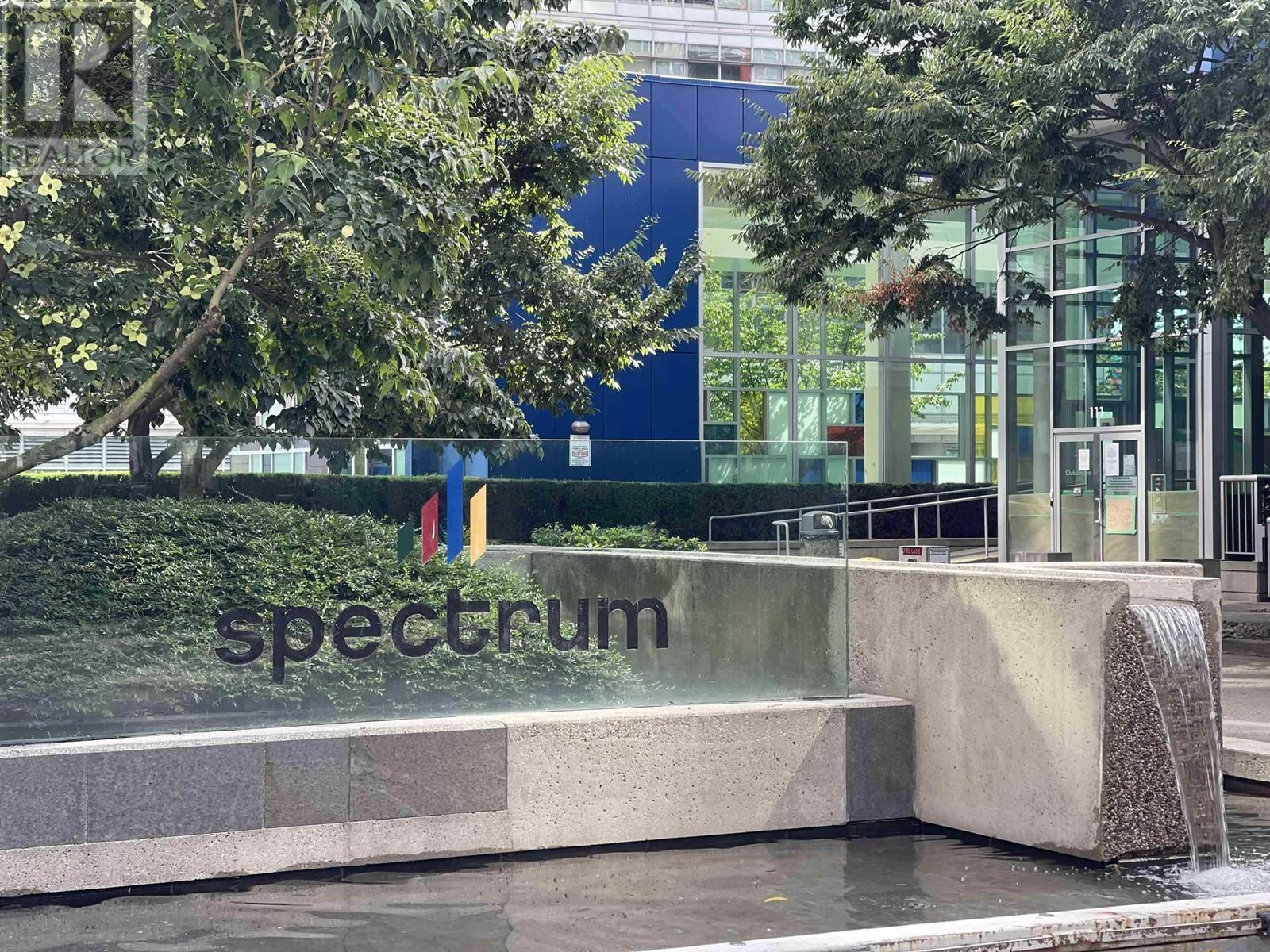 Listing Picture 3 of 20 : 3208 602 CITADEL PARADE, Vancouver / 溫哥華 - 魯藝地產 Yvonne Lu Group - MLS Medallion Club Member