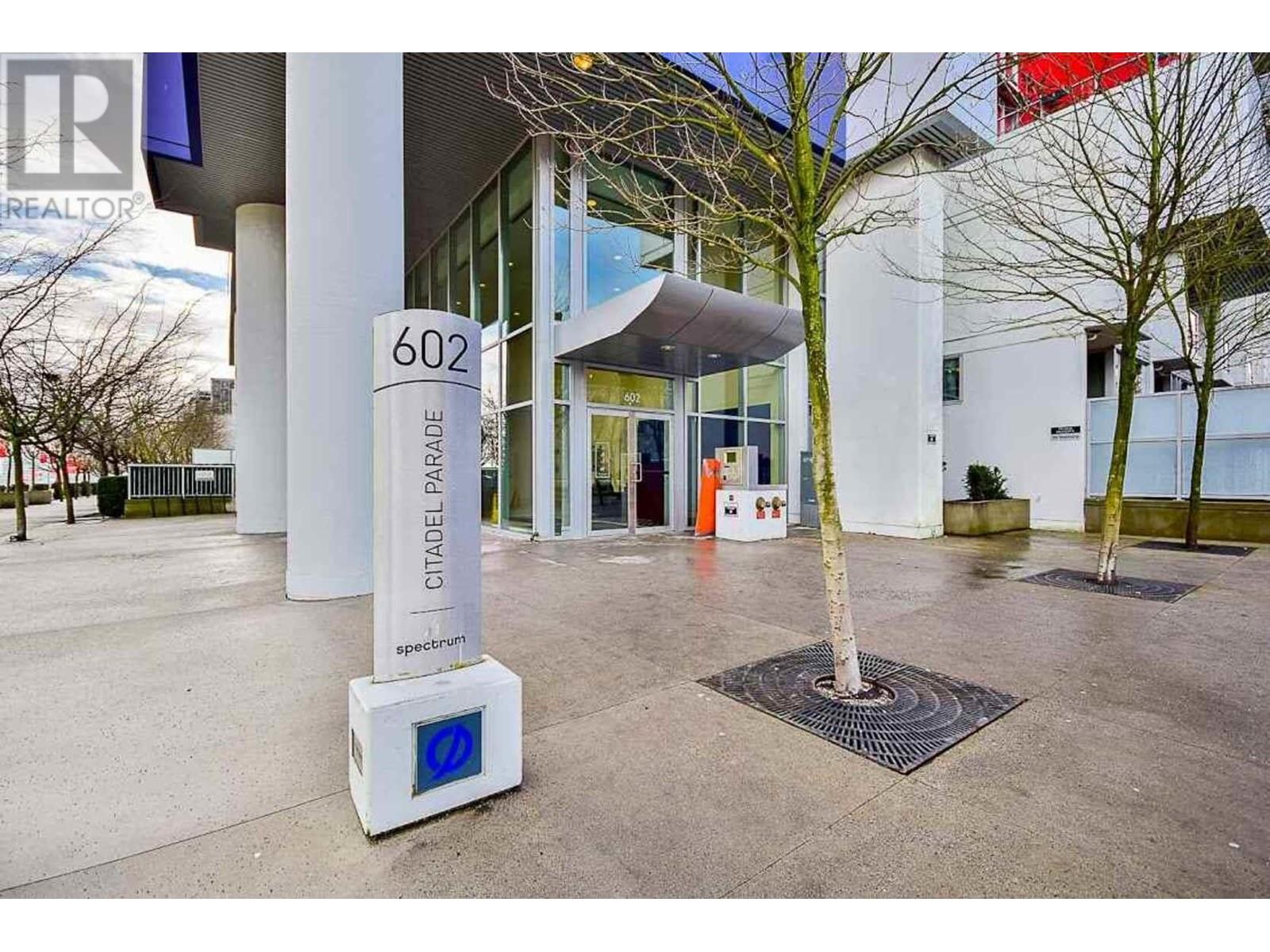 Listing Picture 2 of 20 : 3208 602 CITADEL PARADE, Vancouver / 溫哥華 - 魯藝地產 Yvonne Lu Group - MLS Medallion Club Member