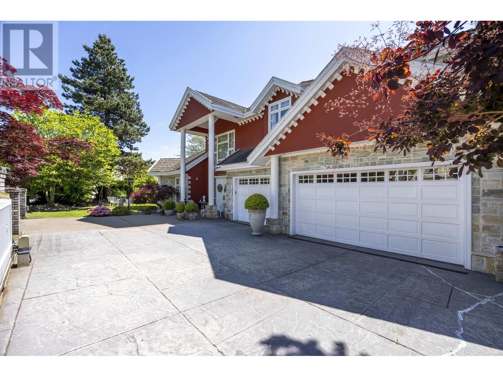 3099 Plateau Boulevard, Coquitlam, British Columbia  V3E 3R5 - Photo 2 - R2965420