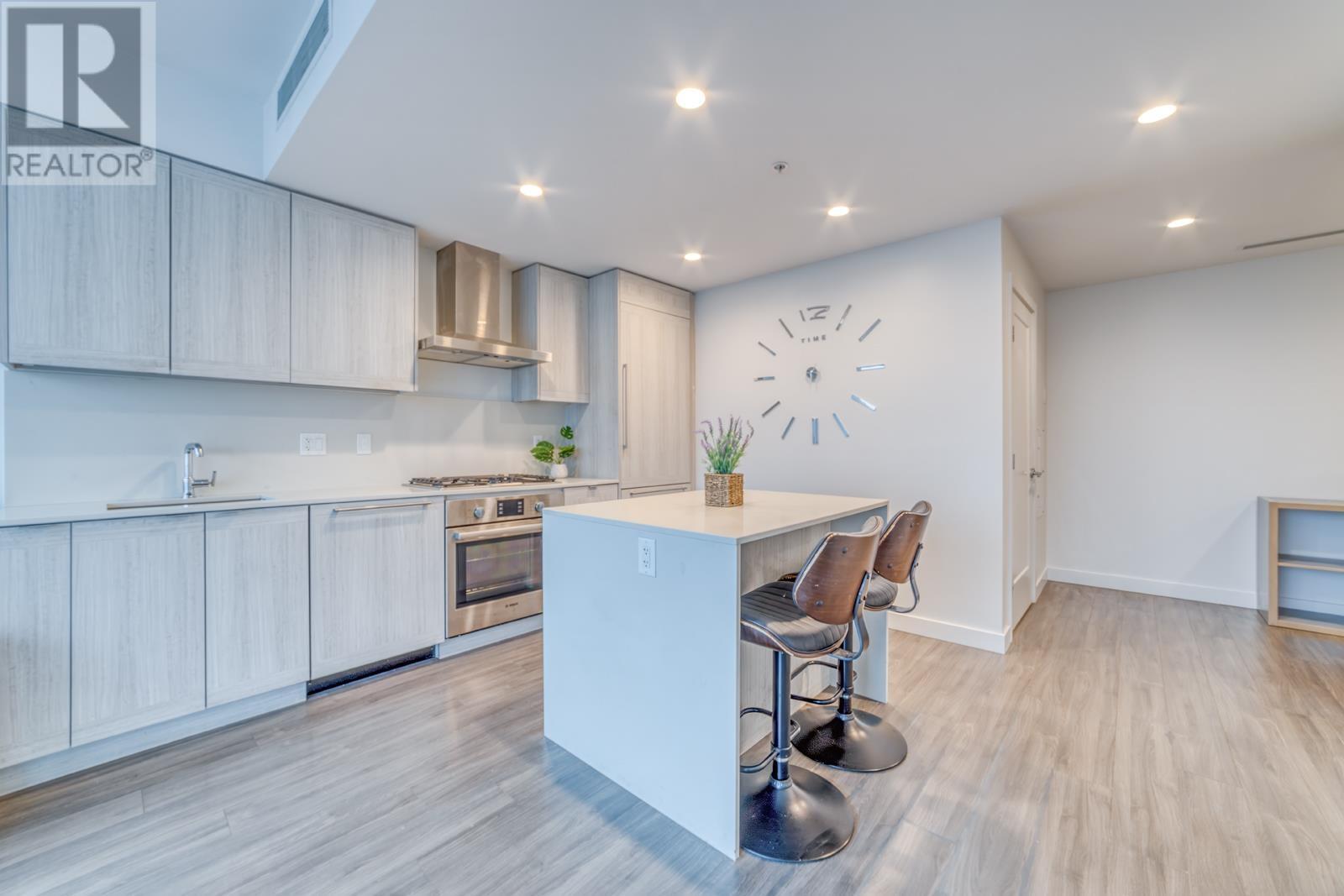 Listing Picture 3 of 18 : 3006 2311 BETA AVENUE, Burnaby / 本拿比 - 魯藝地產 Yvonne Lu Group - MLS Medallion Club Member