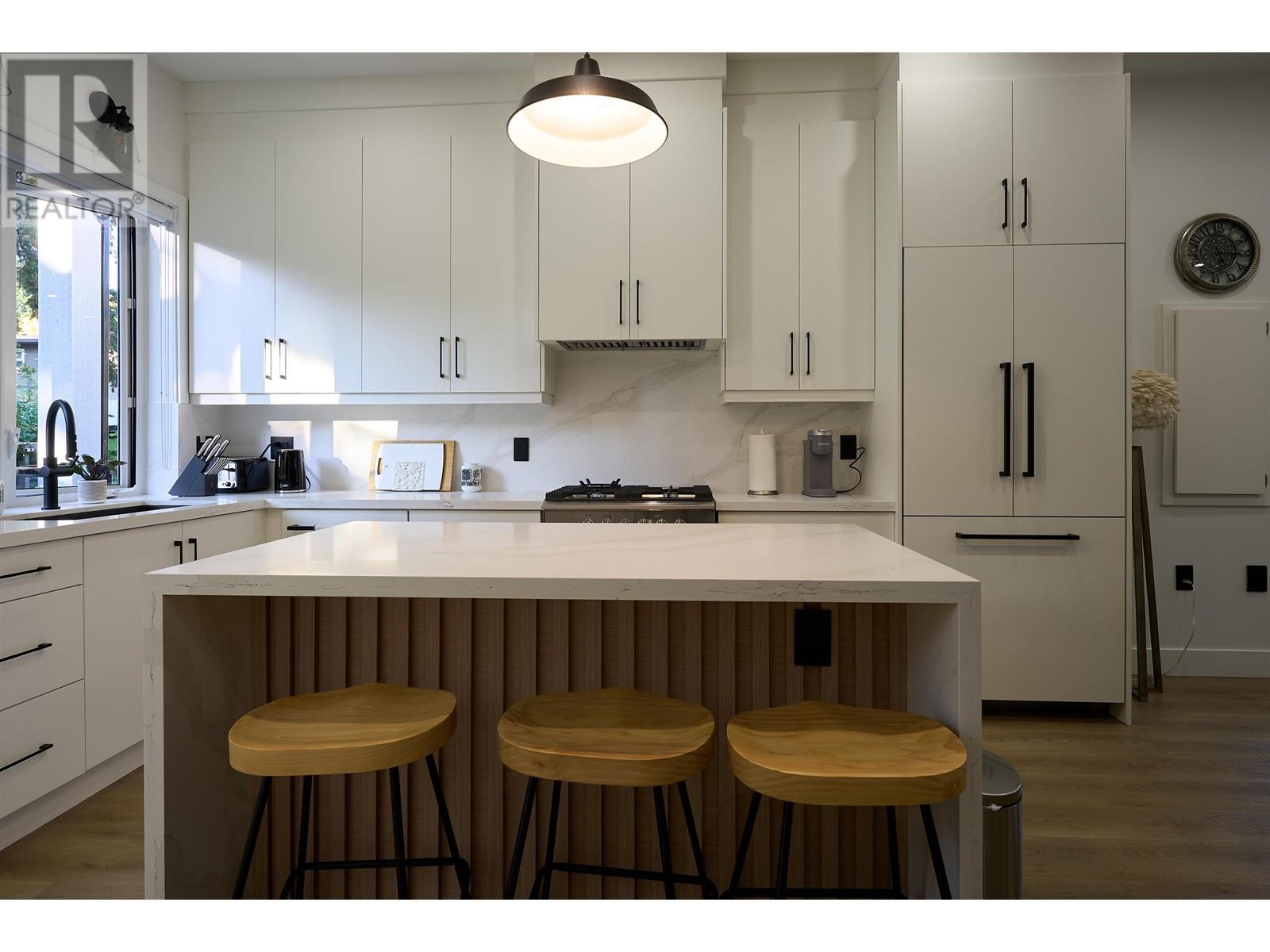 5207 Hoy Street, Vancouver, British Columbia  V5R 4N9 - Photo 9 - R2969463