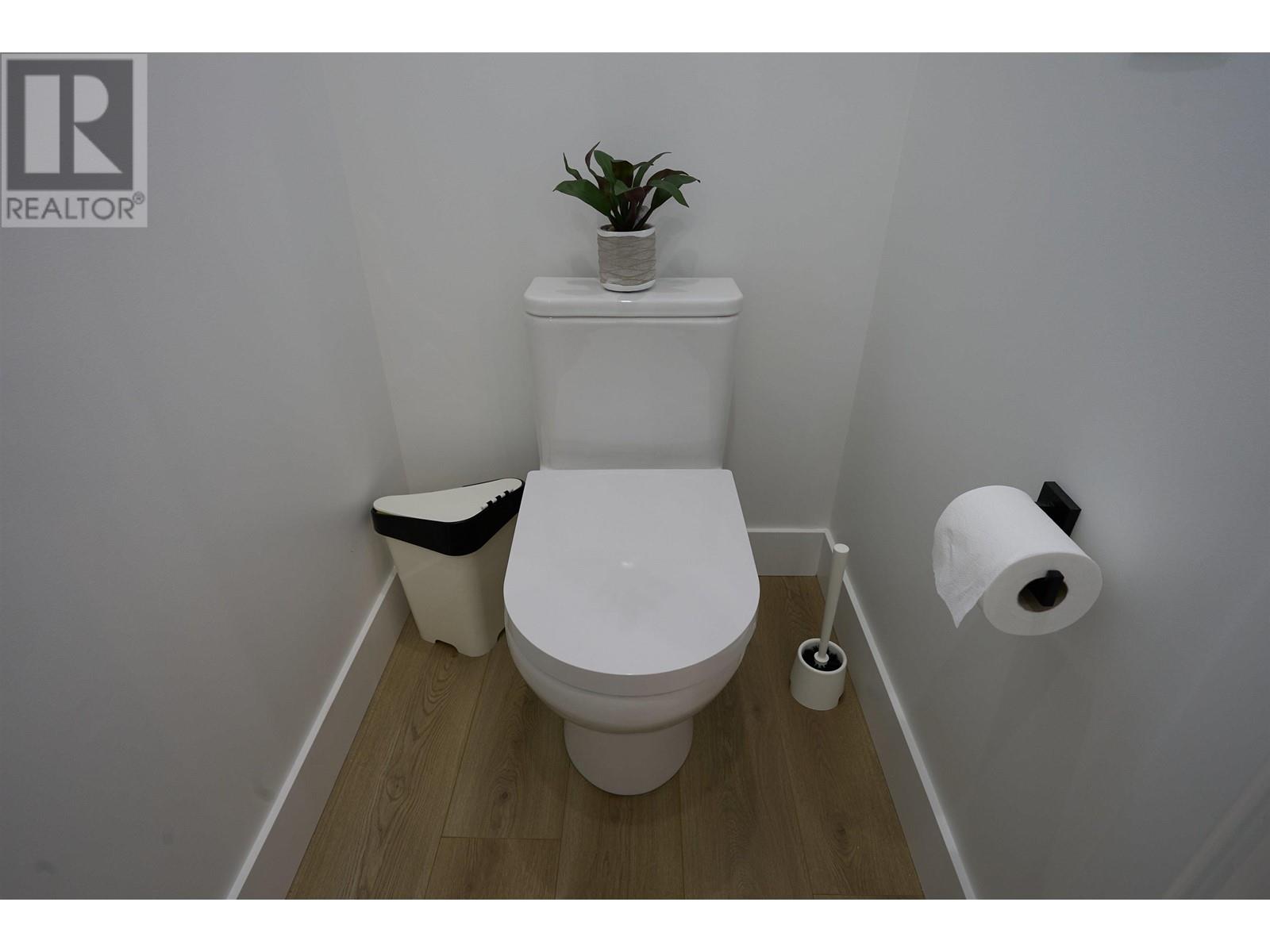 5207 Hoy Street, Vancouver, British Columbia  V5R 4N9 - Photo 11 - R2969463
