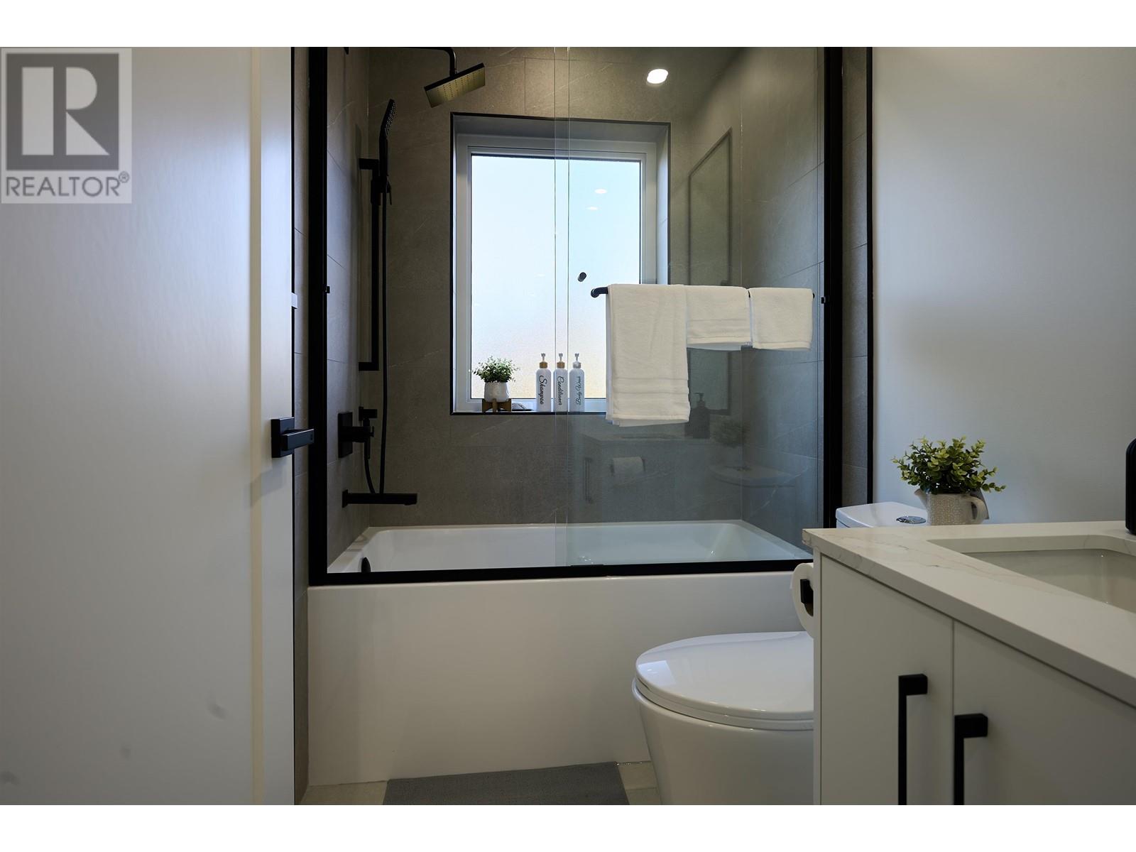 5207 Hoy Street, Vancouver, British Columbia  V5R 4N9 - Photo 21 - R2969463