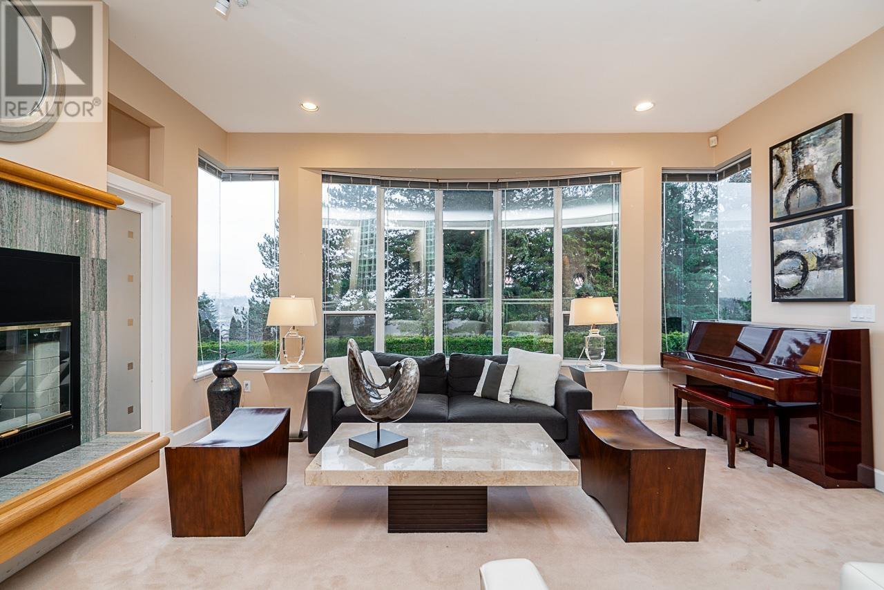 4439 Puget Drive, Vancouver, British Columbia  V6L 2V7 - Photo 2 - R2963740