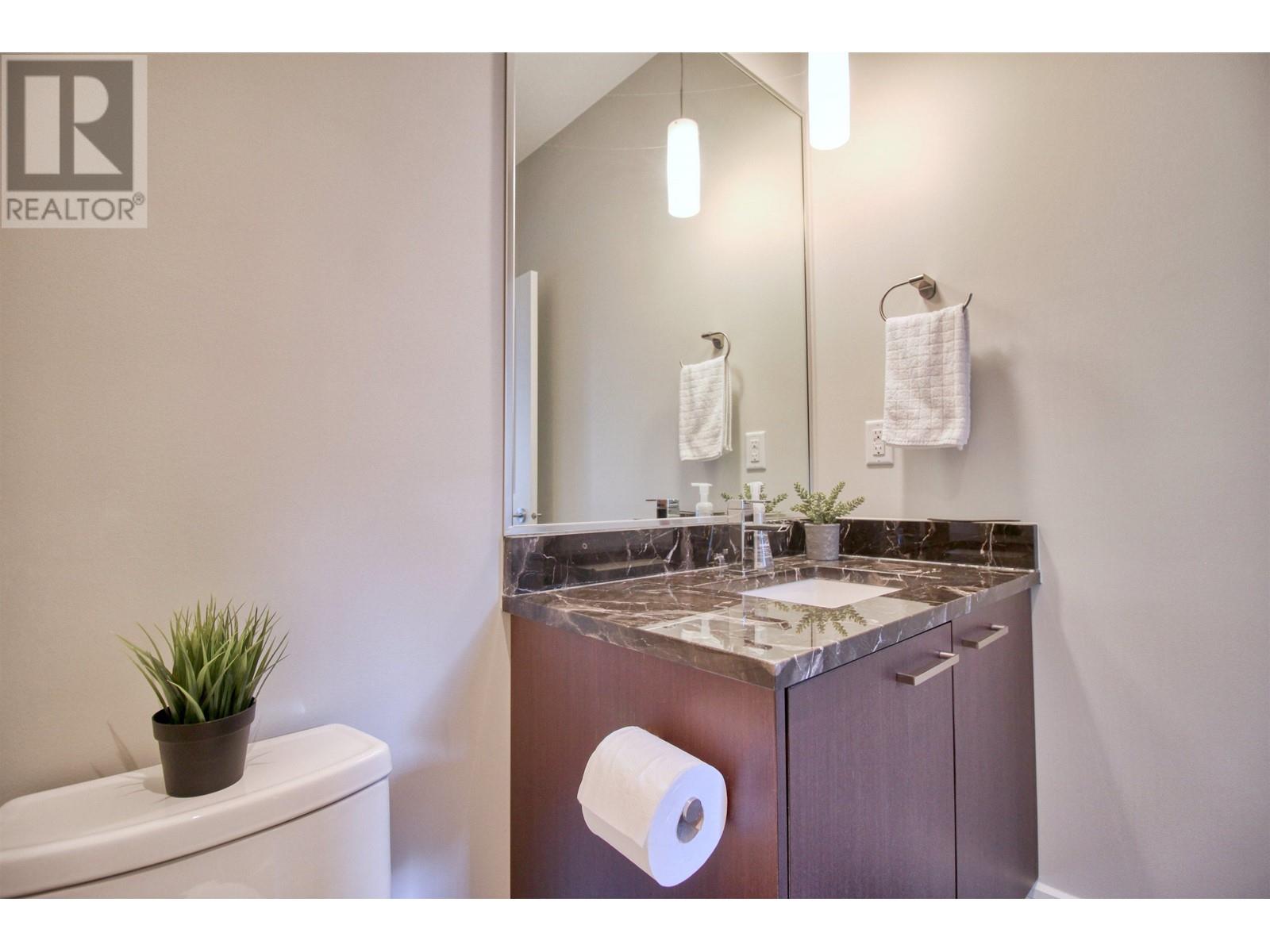 Listing Picture 29 of 35 : 11 7288 BLUNDELL ROAD, Richmond / 烈治文 - 魯藝地產 Yvonne Lu Group - MLS Medallion Club Member