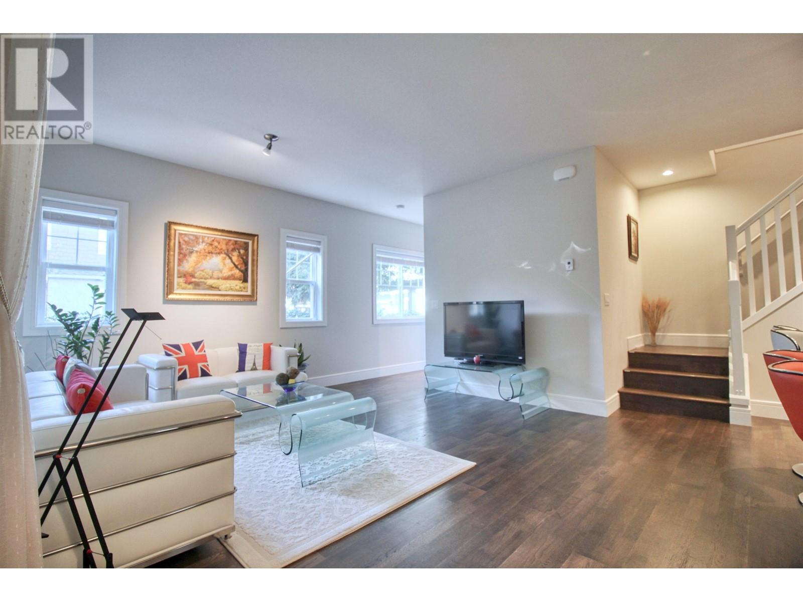 Listing Picture 32 of 35 : 11 7288 BLUNDELL ROAD, Richmond / 烈治文 - 魯藝地產 Yvonne Lu Group - MLS Medallion Club Member