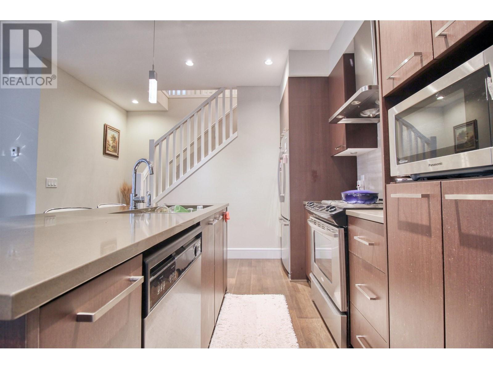 Listing Picture 33 of 35 : 11 7288 BLUNDELL ROAD, Richmond / 烈治文 - 魯藝地產 Yvonne Lu Group - MLS Medallion Club Member