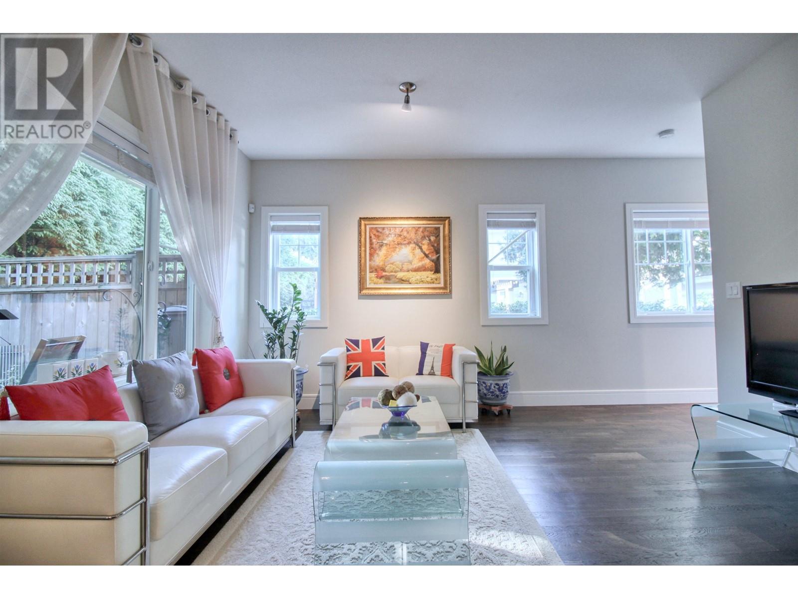 Listing Picture 31 of 35 : 11 7288 BLUNDELL ROAD, Richmond / 烈治文 - 魯藝地產 Yvonne Lu Group - MLS Medallion Club Member