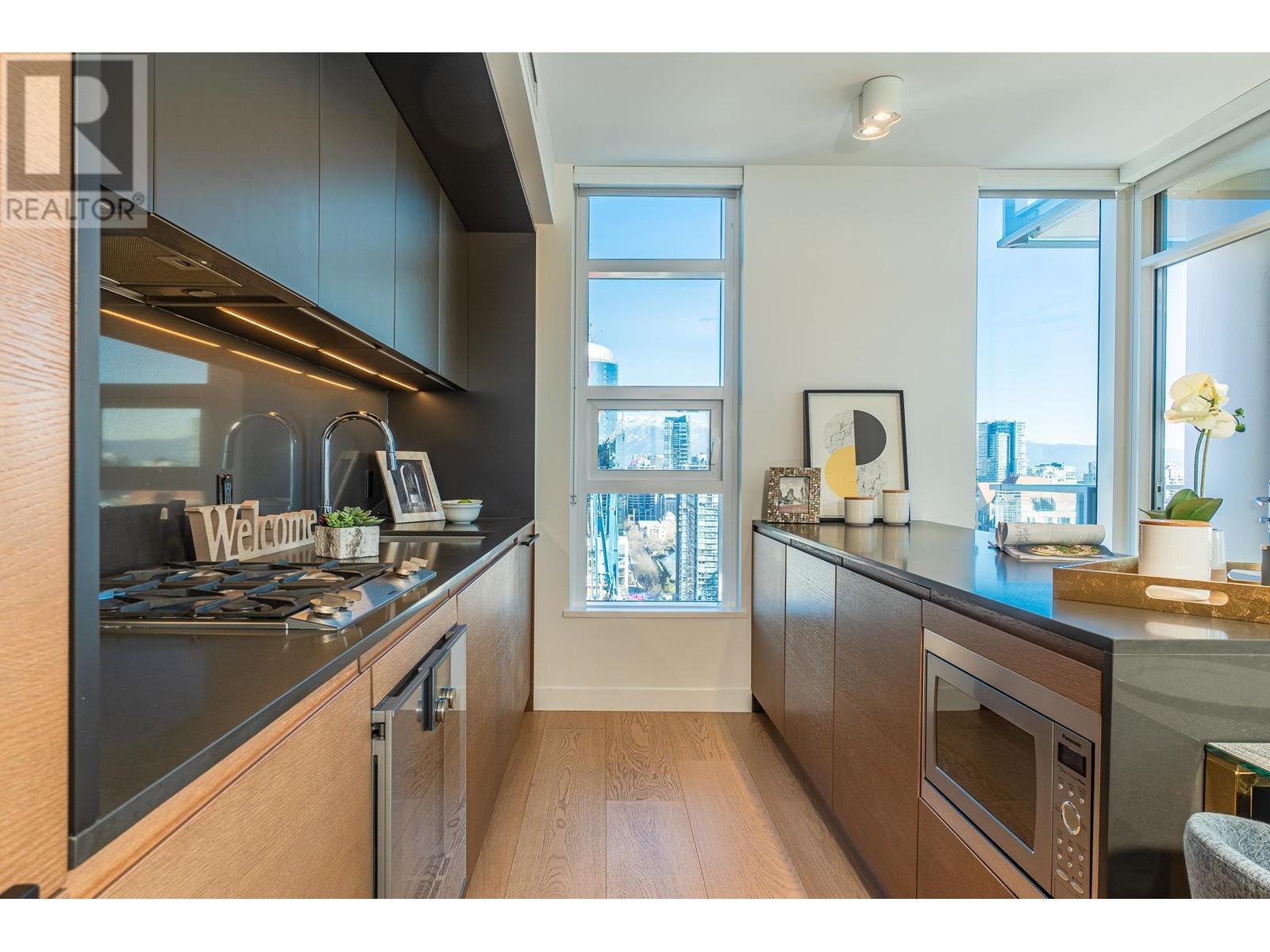 Listing Picture 12 of 40 : 3106 1289 HORNBY STREET, Vancouver / 溫哥華 - 魯藝地產 Yvonne Lu Group - MLS Medallion Club Member