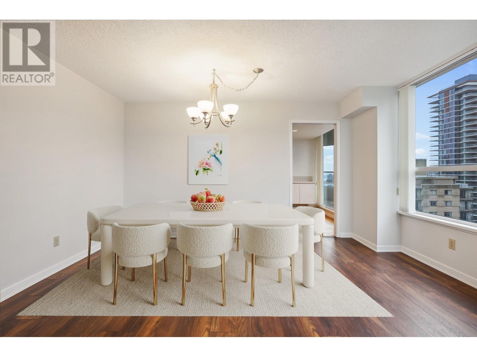 Listing Picture 8 of 25 : 1501 717 JERVIS STREET, Vancouver / 溫哥華 - 魯藝地產 Yvonne Lu Group - MLS Medallion Club Member