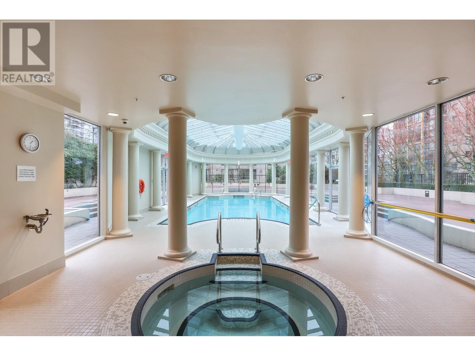 Listing Picture 21 of 25 : 1501 717 JERVIS STREET, Vancouver / 溫哥華 - 魯藝地產 Yvonne Lu Group - MLS Medallion Club Member