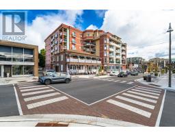 208 - 160 WOODBRIDGE AVENUE, Vaughan, Ontario