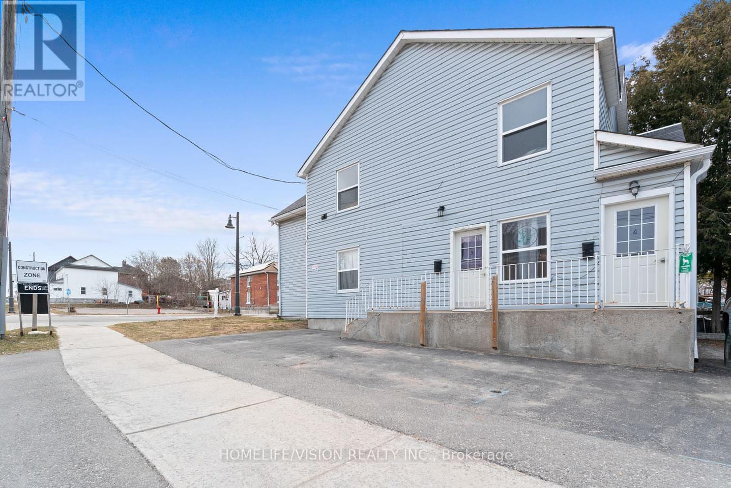 Property at 78 FRONT STREET S image 4
