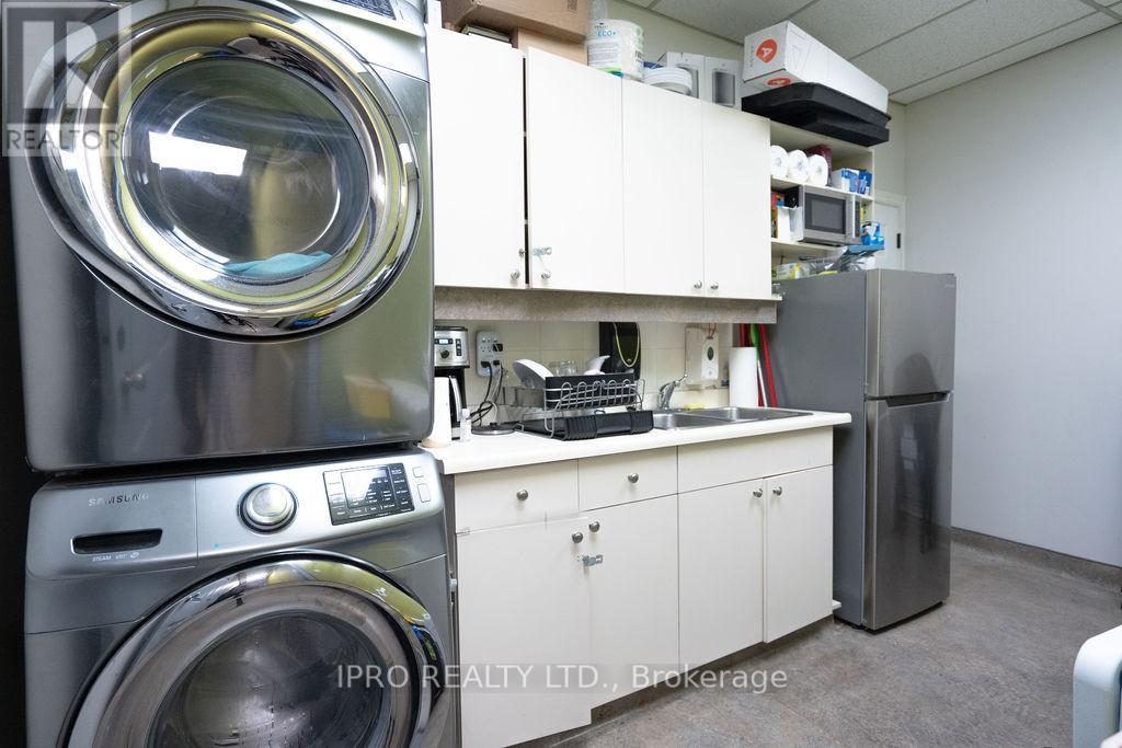 4 - 1578 Finfar Court, Mississauga, Ontario  L5J 4K1 - Photo 8 - W11983811