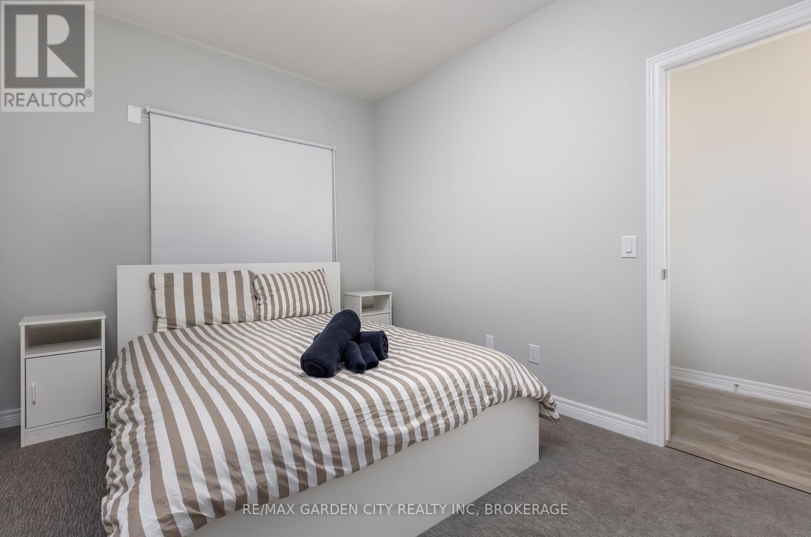 Property at 34 BOUNTY AVENUE image 5
