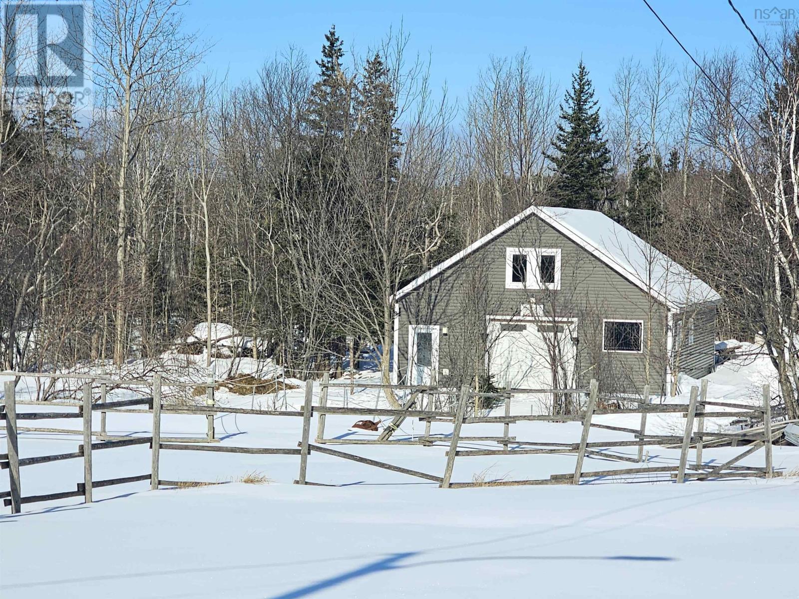 568 Seaview Drive, Upper North Sydney, Nova Scotia  B2A 3N8 - Photo 12 - 202503333