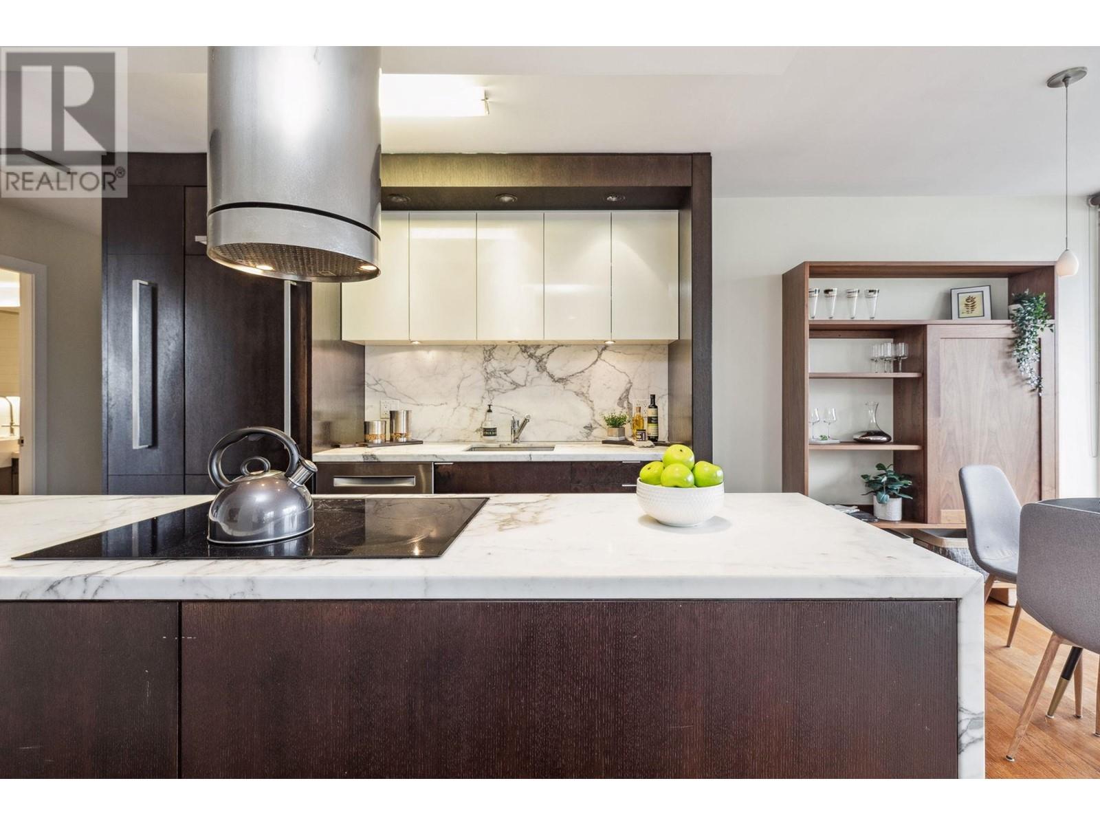 706 1816 HARO STREET, vancouver, British Columbia