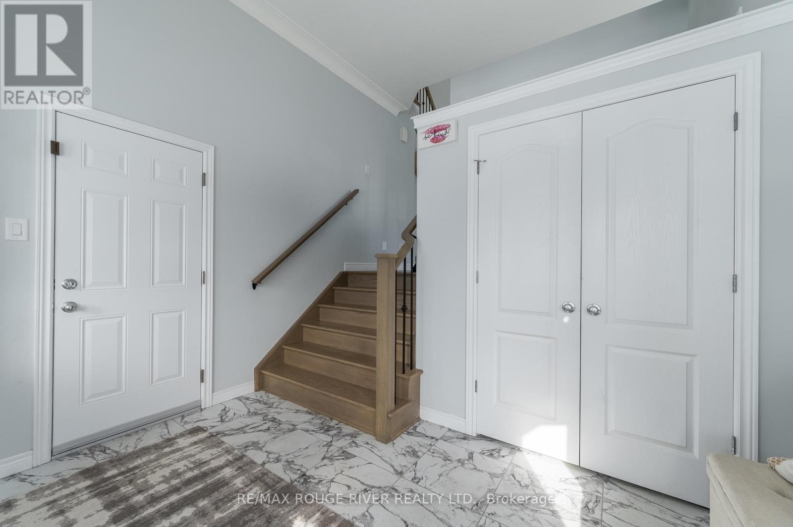 Property at 48 YORK DRIVE image 4