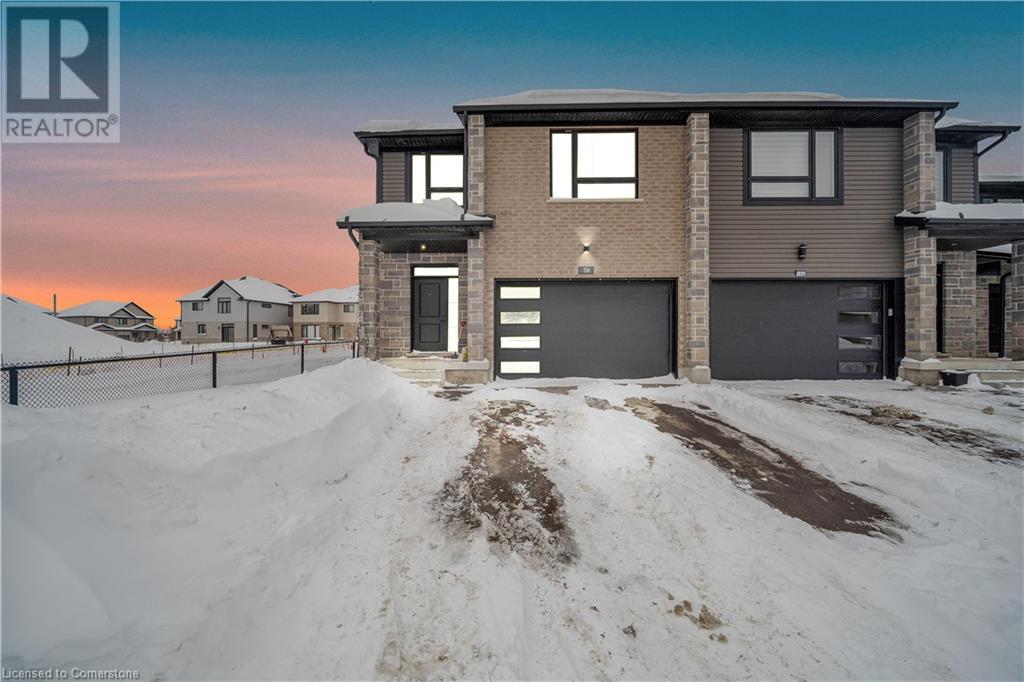 154 Otterbein Road, Kitchener, Ontario  N2B 0A8 - Photo 3 - 40699820