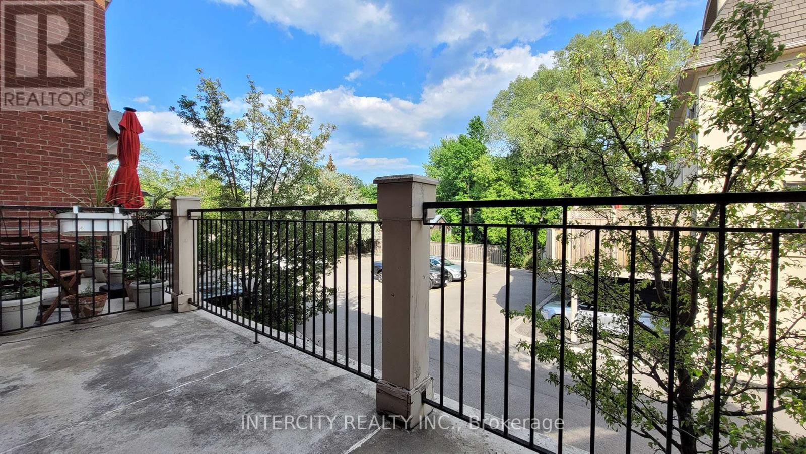 86 Lakeshore Road W, Oakville, Ontario  L6K 3A2 - Photo 32 - W11981991