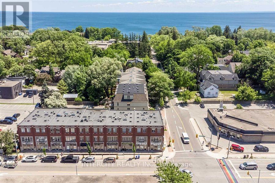 86 Lakeshore Road W, Oakville, Ontario  L6K 3A2 - Photo 48 - W11981991