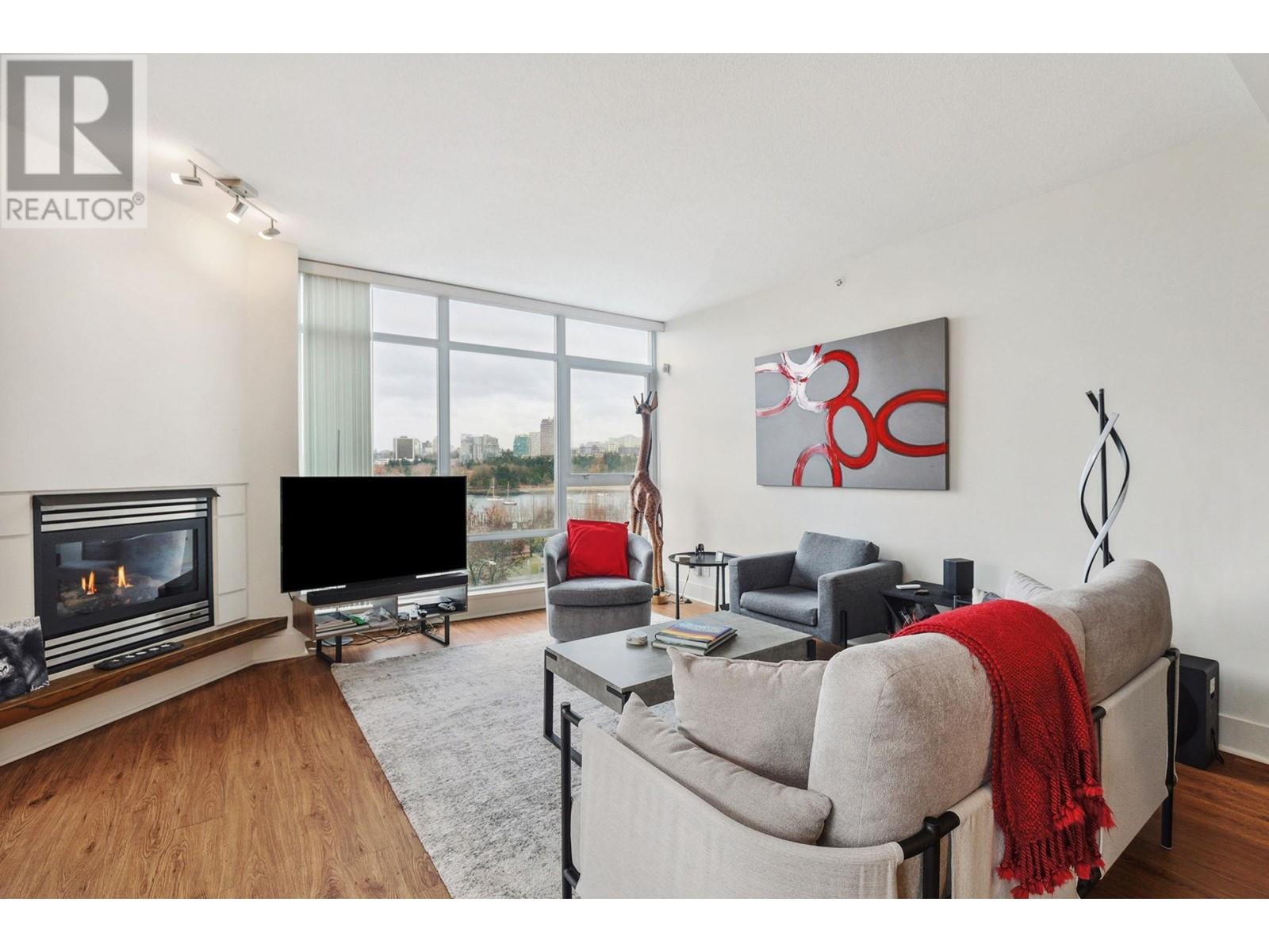 Listing Picture 8 of 38 : 602 1483 HOMER STREET, Vancouver / 溫哥華 - 魯藝地產 Yvonne Lu Group - MLS Medallion Club Member