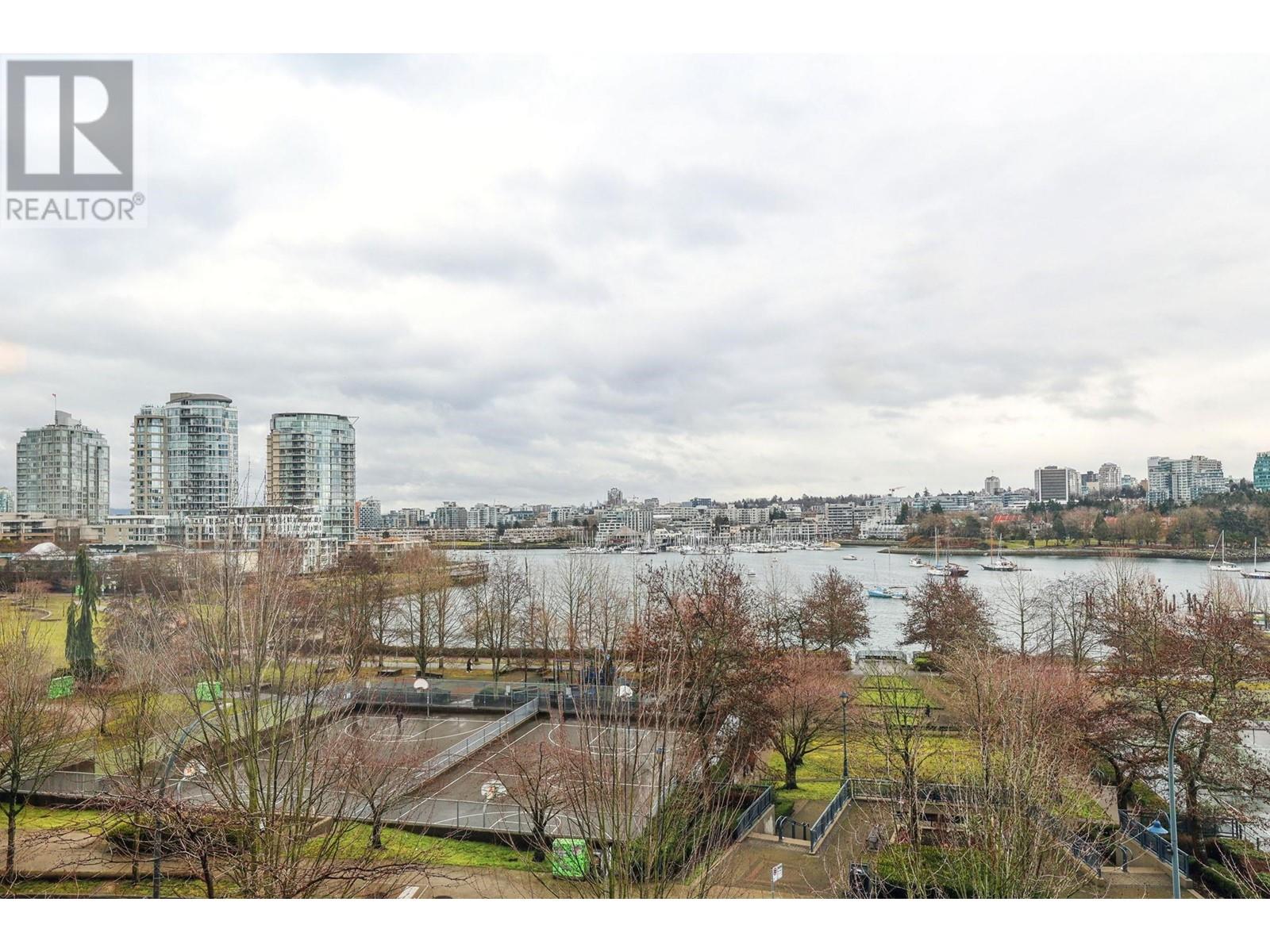 Listing Picture 7 of 38 : 602 1483 HOMER STREET, Vancouver / 溫哥華 - 魯藝地產 Yvonne Lu Group - MLS Medallion Club Member