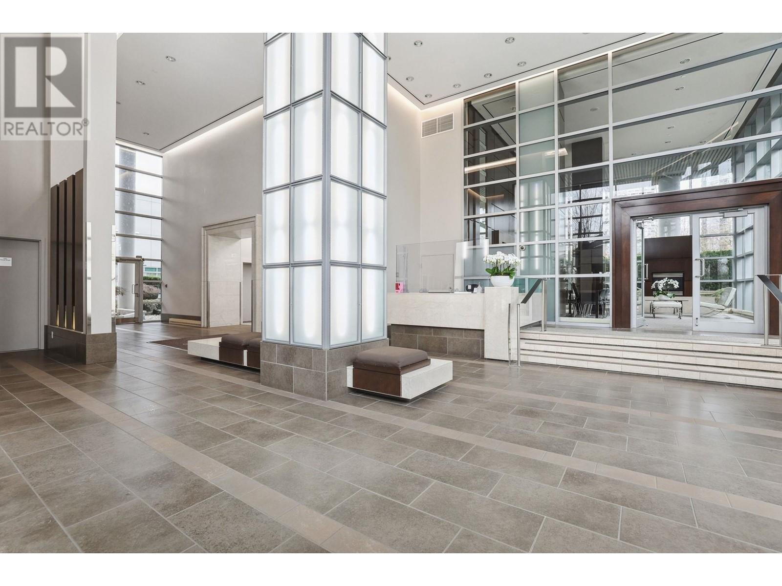 Listing Picture 4 of 38 : 602 1483 HOMER STREET, Vancouver / 溫哥華 - 魯藝地產 Yvonne Lu Group - MLS Medallion Club Member