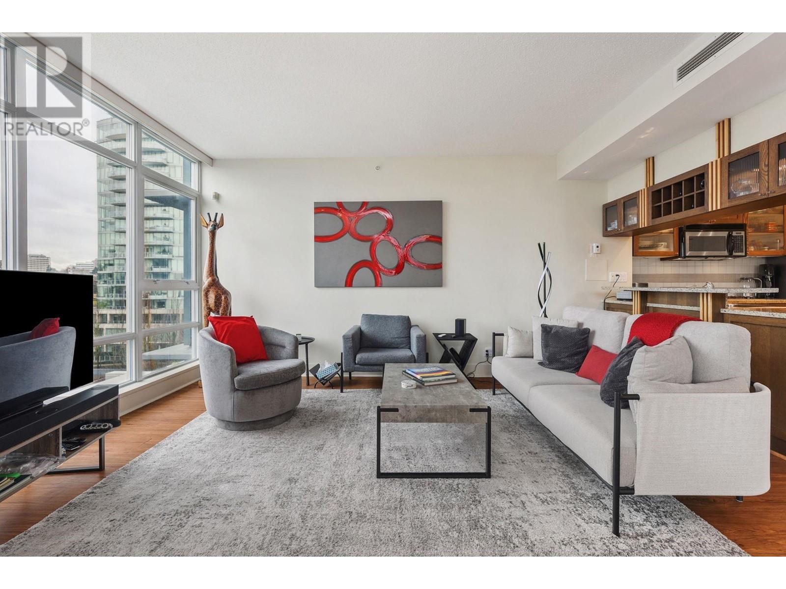 Listing Picture 9 of 38 : 602 1483 HOMER STREET, Vancouver / 溫哥華 - 魯藝地產 Yvonne Lu Group - MLS Medallion Club Member