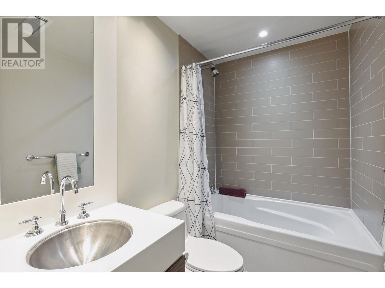 Listing Picture 20 of 38 : 602 1483 HOMER STREET, Vancouver / 溫哥華 - 魯藝地產 Yvonne Lu Group - MLS Medallion Club Member