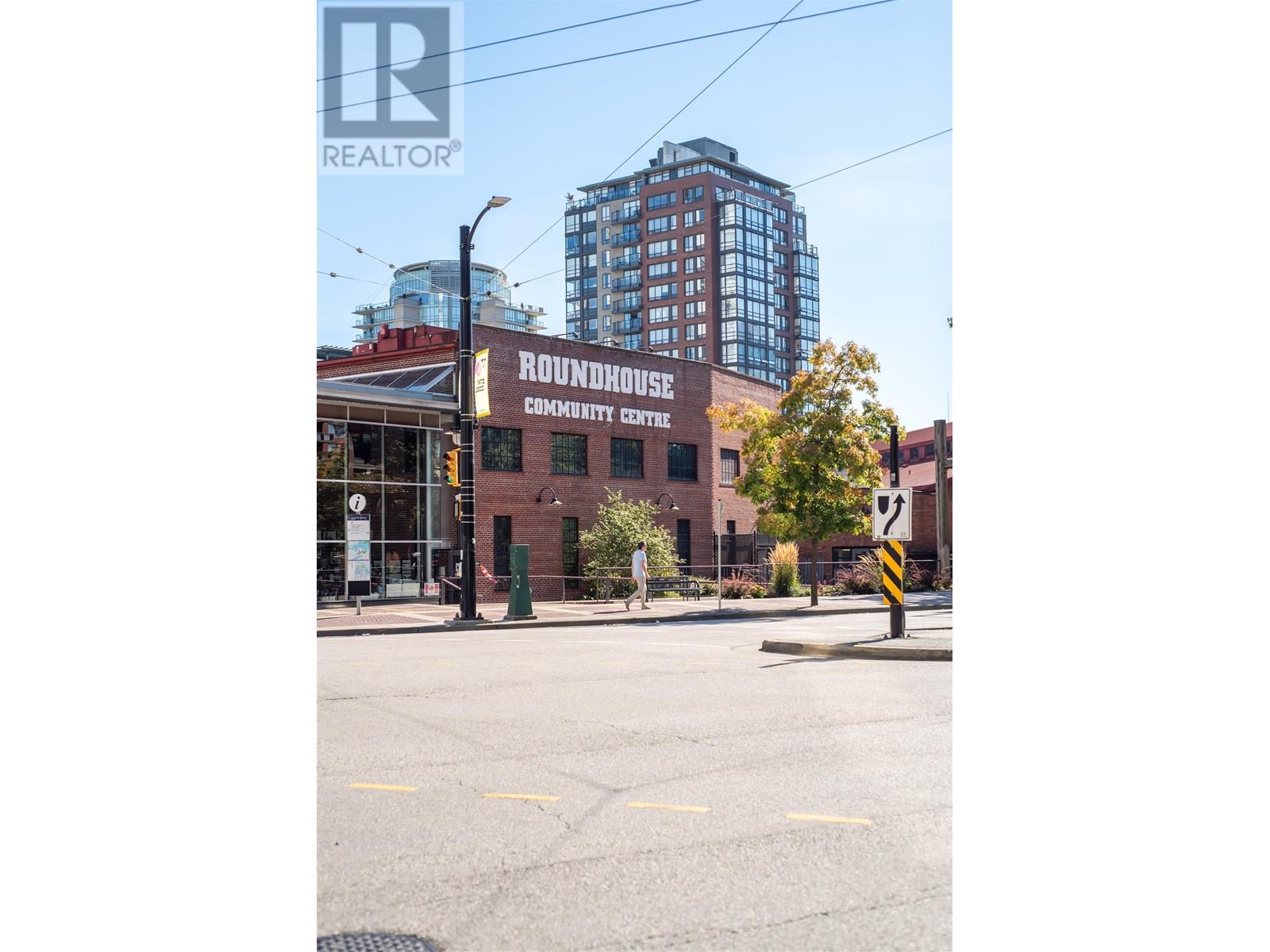 Listing Picture 34 of 38 : 602 1483 HOMER STREET, Vancouver / 溫哥華 - 魯藝地產 Yvonne Lu Group - MLS Medallion Club Member