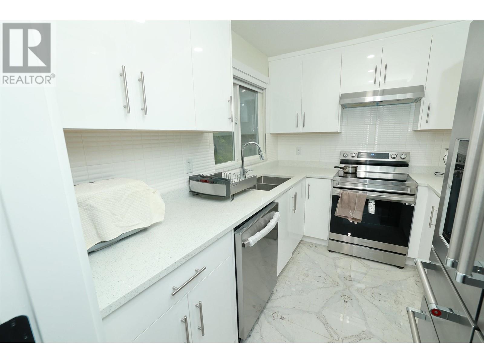 11697 272 Street, Maple Ridge, British Columbia  V2W 1N1 - Photo 6 - R2969309