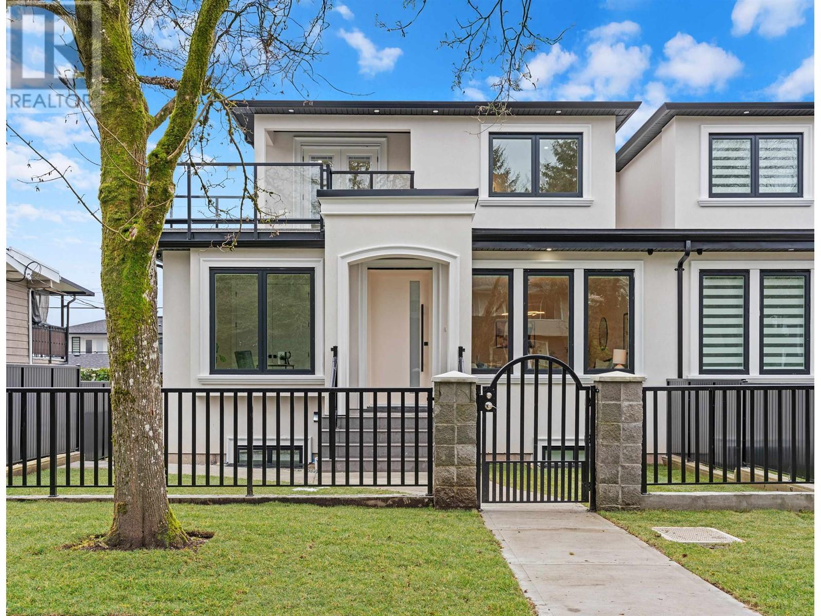 6390 GRANT STREET, burnaby, British Columbia