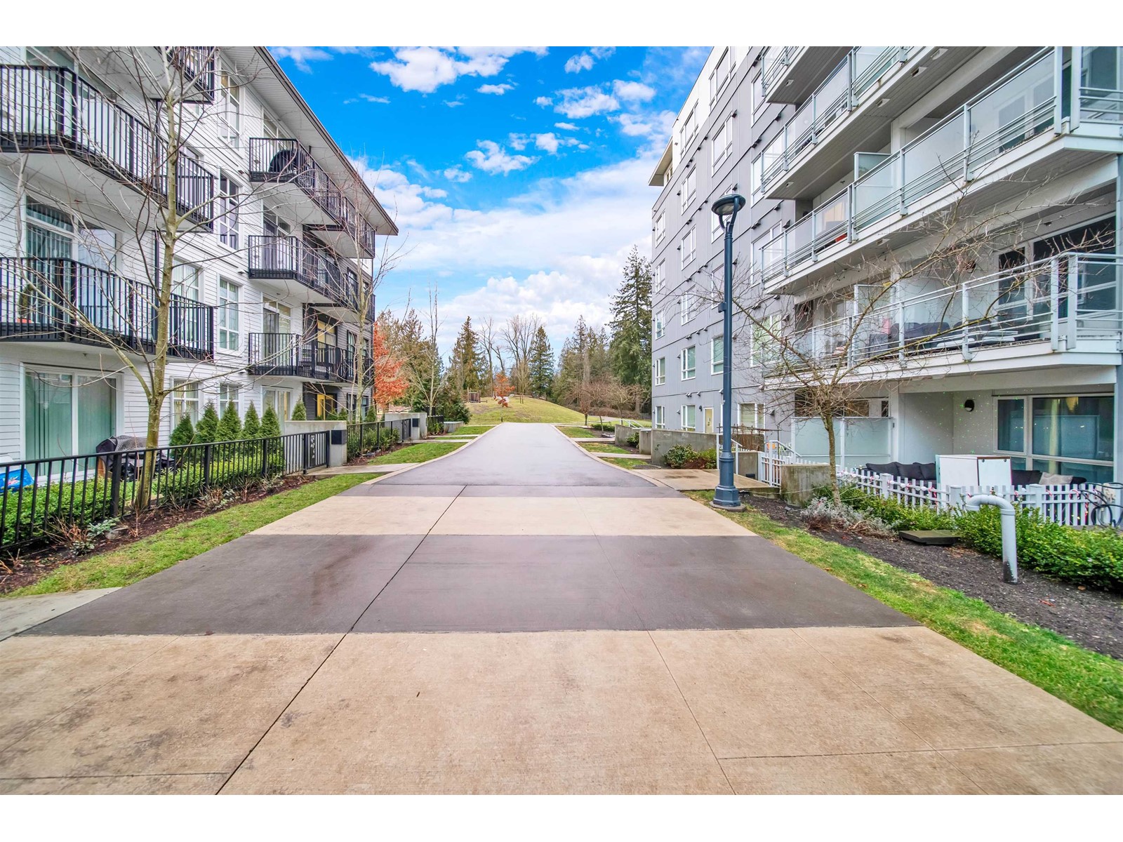 115 13963 105 Boulevard, Surrey, British Columbia  V3T 0M9 - Photo 21 - R2969535