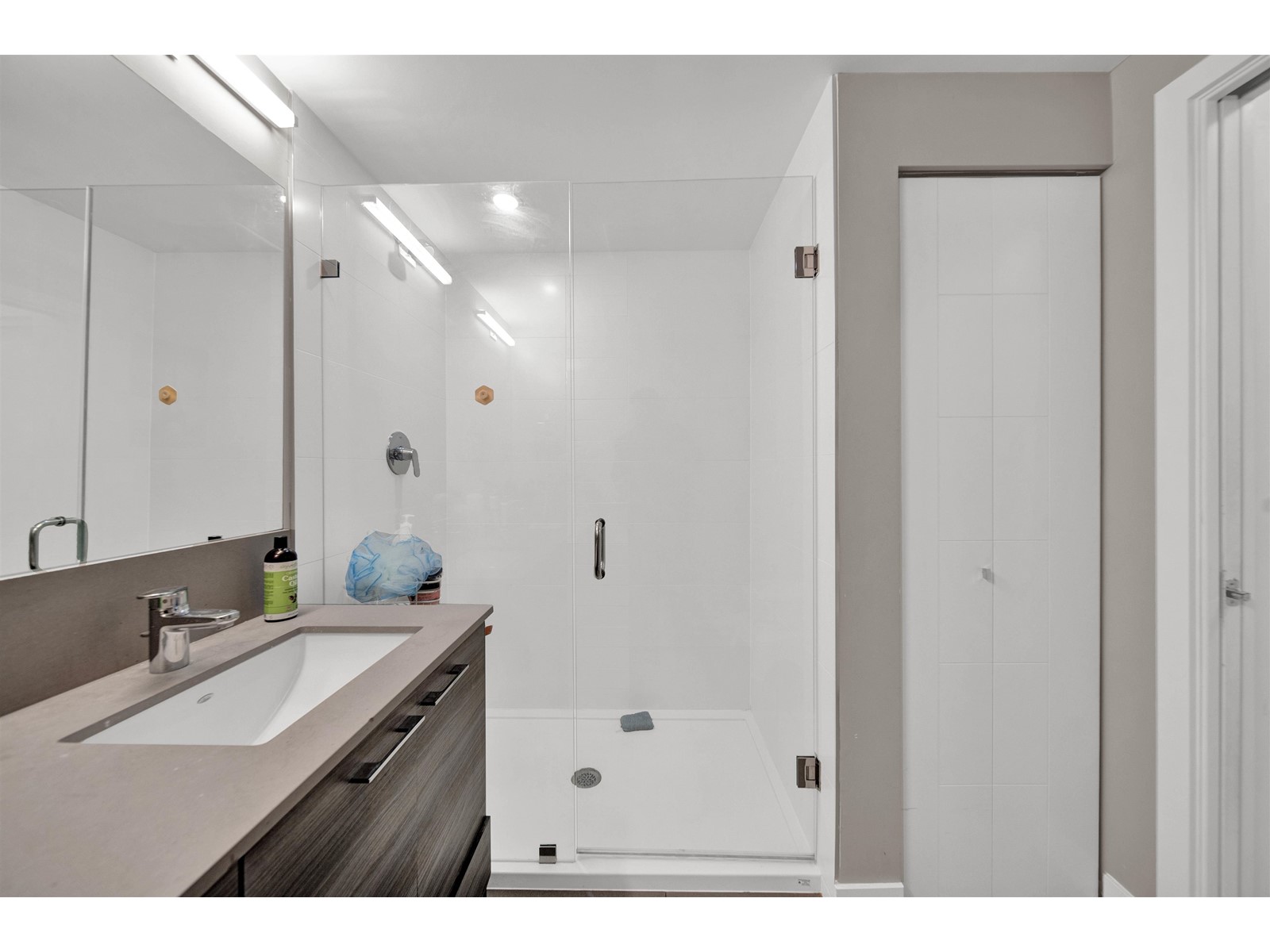 115 13963 105 Boulevard, Surrey, British Columbia  V3T 0M9 - Photo 8 - R2969535