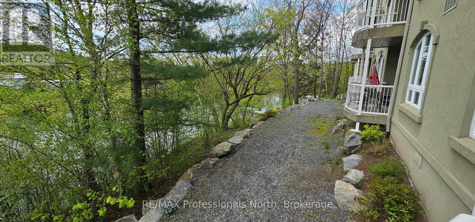 105 - 31 Dairy Lane, Huntsville, Ontario  P1H 2L7 - Photo 32 - X11984030