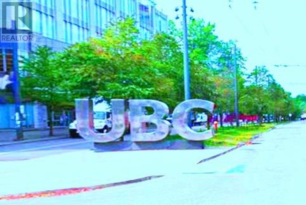 Listing Picture 18 of 20 : 4355 LOCARNO CRESCENT, Vancouver / 溫哥華 - 魯藝地產 Yvonne Lu Group - MLS Medallion Club Member