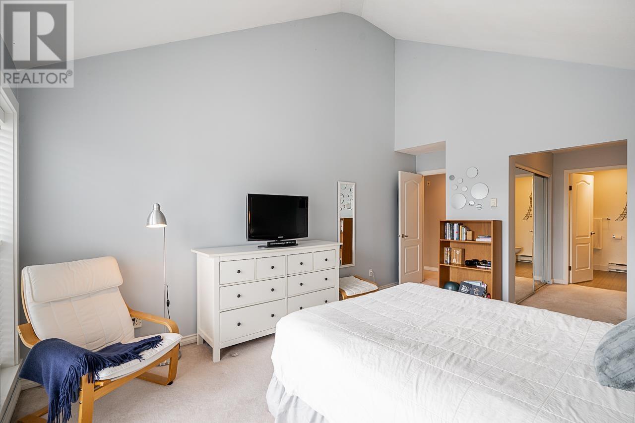 Listing Picture 13 of 28 : 317 12871 RAILWAY AVENUE, Richmond / 烈治文 - 魯藝地產 Yvonne Lu Group - MLS Medallion Club Member