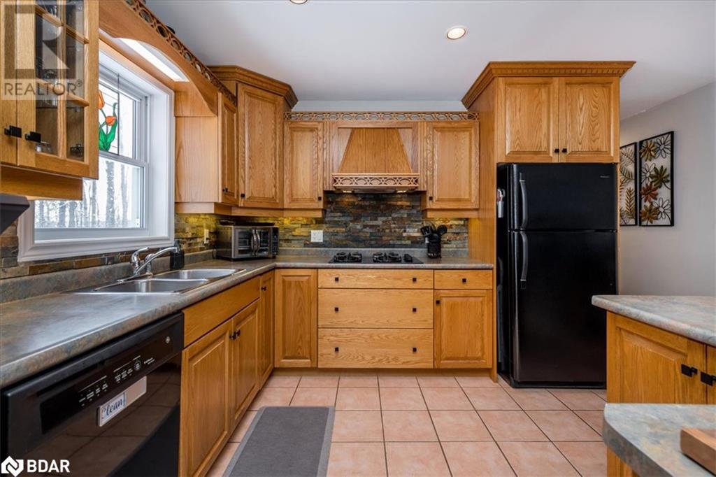 5 Snowshoe Trail, Moonstone, Ontario  L0K 1N0 - Photo 11 - 40693914